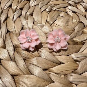 Pink Floral Earrings with Pearls​